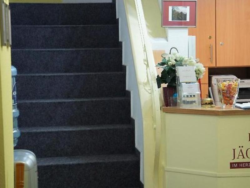 3FE5D197AD24BD9A54A88B635AD01B17