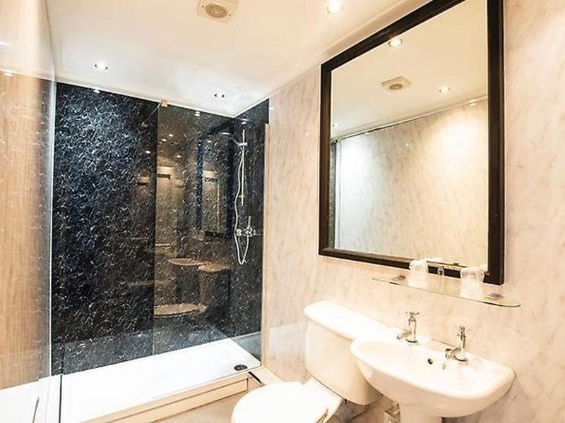 A911EA38674329152F3CC8E1E14B7DD1