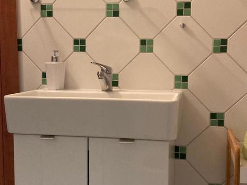 356898D5B7D7643E8AF67C7BBD198938