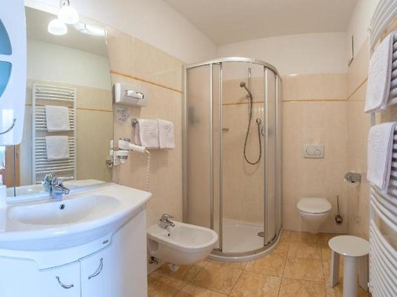 409421CBAADFD41CCC35A636E599E153