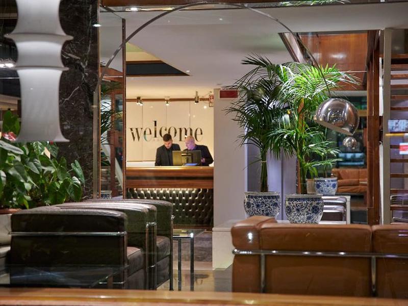 99C903F7804630B9A33E3C1CEDC28D87