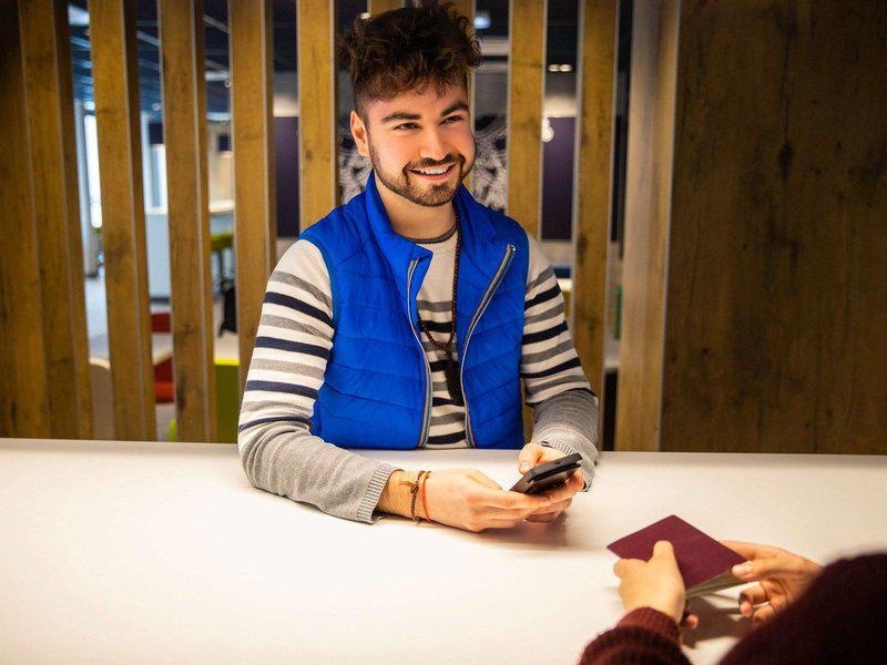 03F16A82BB5DD1964B59F6DFF5DD6B4E