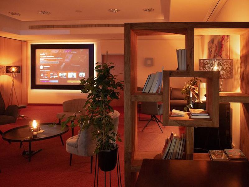 F8BFA38738ED9AE9C40252D19FA7CDB3