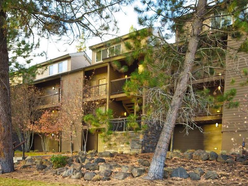 945F58079AA5CBA0F22E280441AE8285