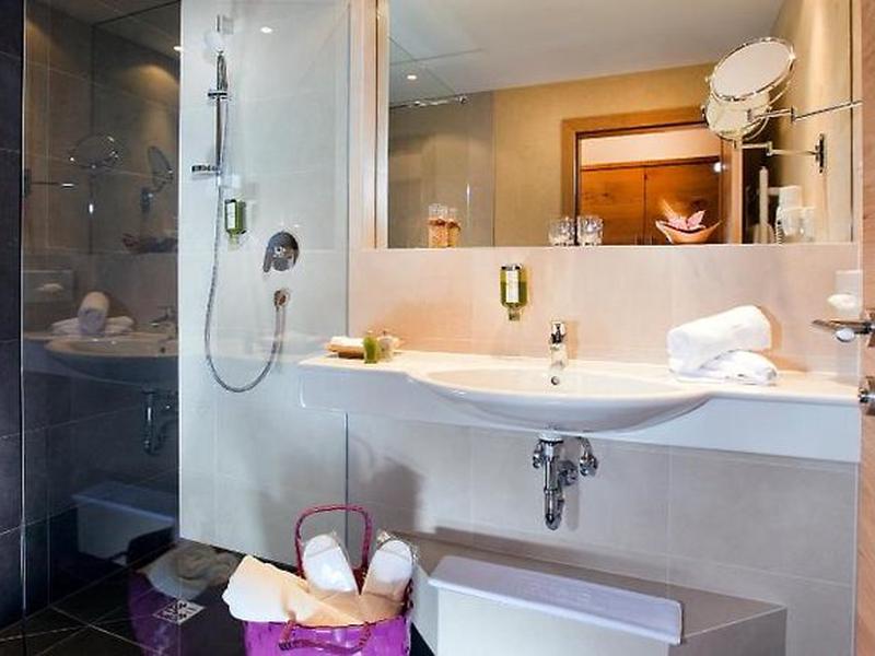 D5F84622314387F831DA6DC5F1A6179A