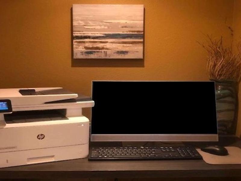 AE39B5A80912AFFE66E12927B8EF46D4