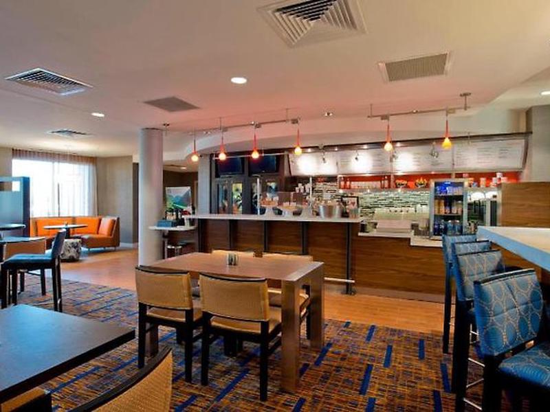 CC59E13126E601FA29FEDCAA625AC05F