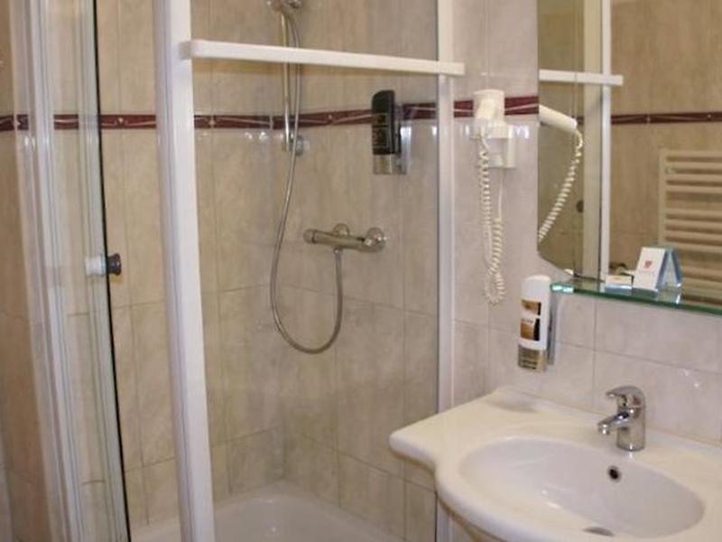 4B8A61F5761524CEFEC1B8053118623D