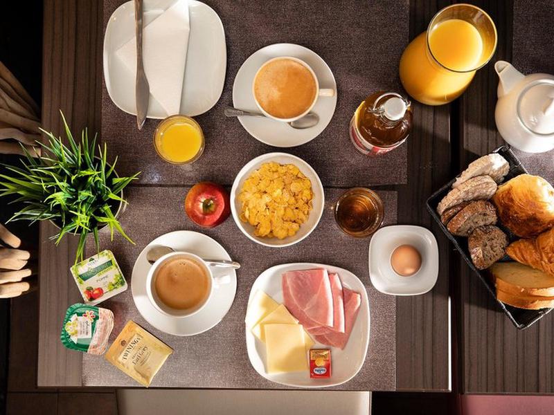 FF8D171F3A5CC196211A455CB2FE76E5