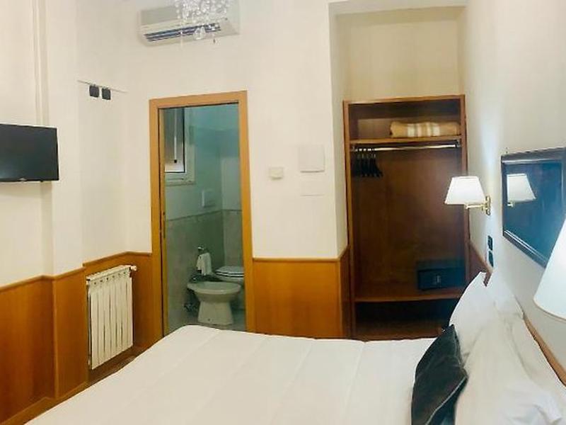 23FB70A28FE0518D7D20C0E6F1224239