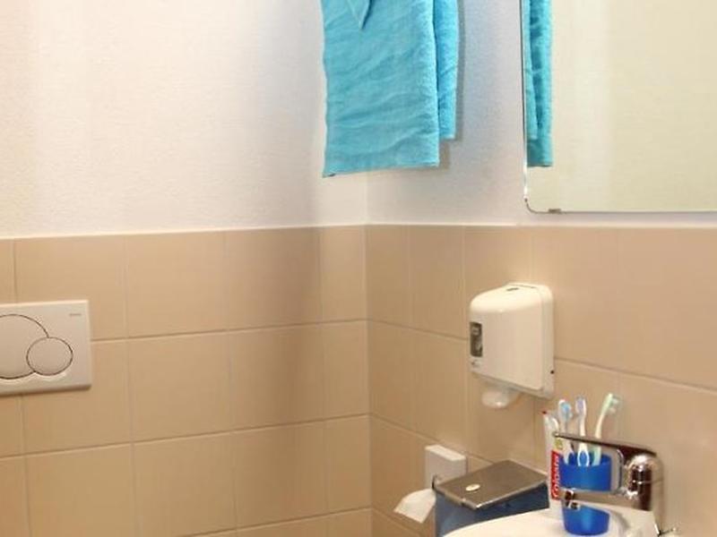 BF7985EFD870DDA6E6D6B326124E39B5