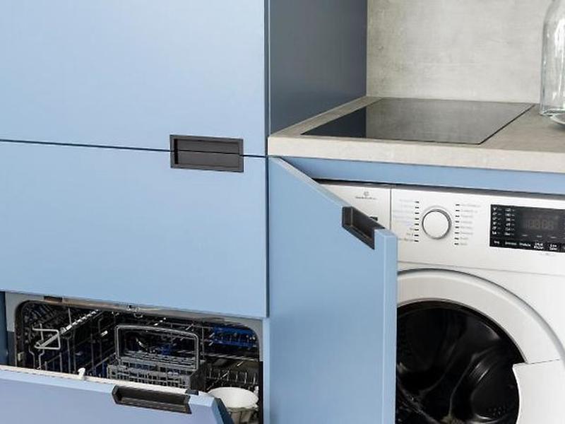 6B4C18239921625685B2ACF13BDE981E