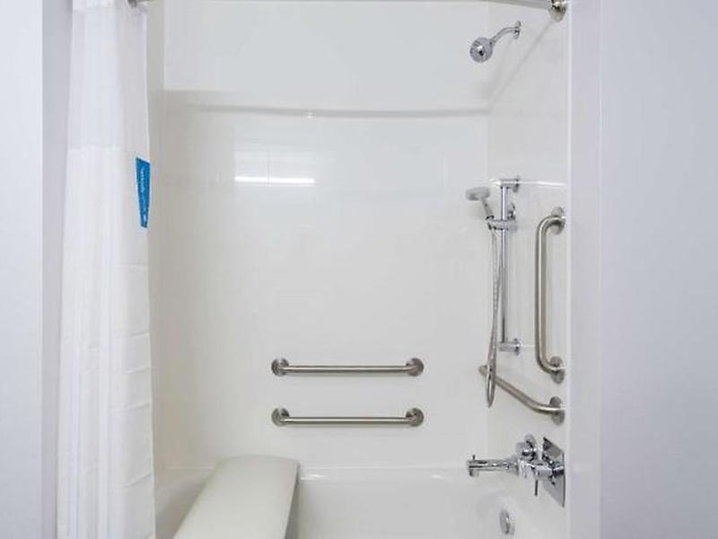 8AFC79594C0F9029D39F4D9A4F6F74E8