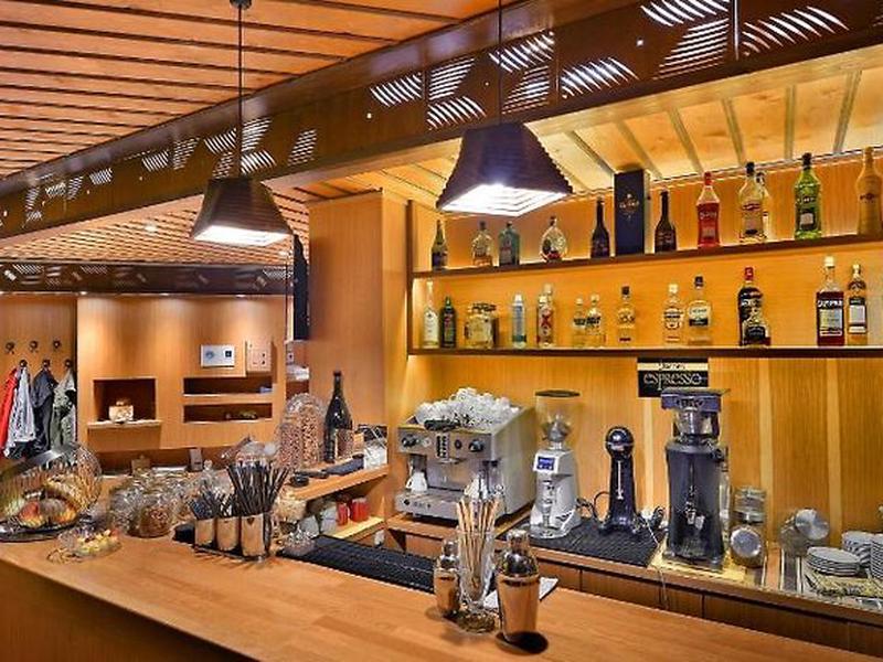 2451161C73464BC5AF3E8D3F4CE38612