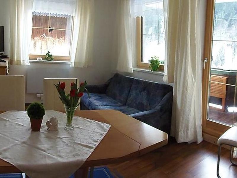 29C0934BA439EA5E7D54F8E50875C3CC