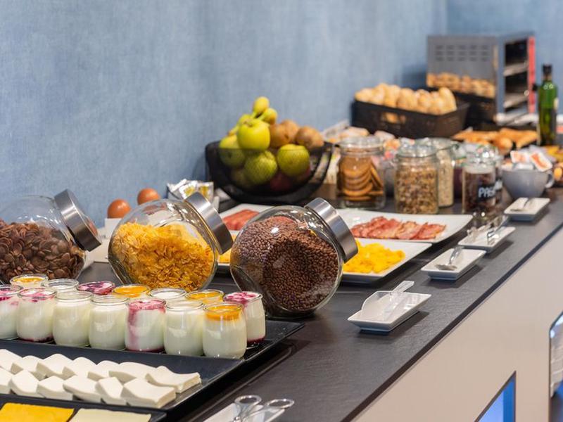 CB395CFED2F42FD476D1518B71F22F16