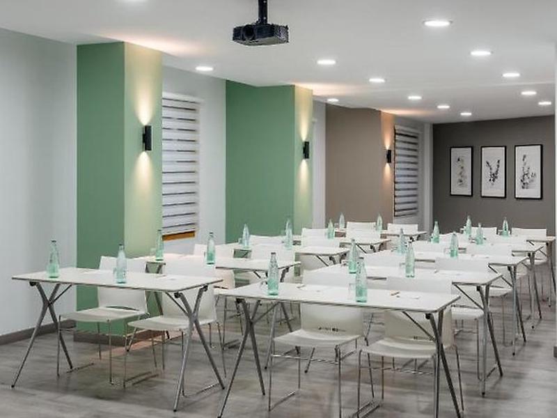 37404B4BD28F1F0D10E1EA7B3634EA0C