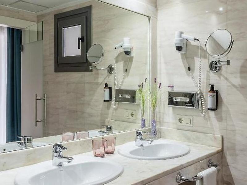 5E34726D3D4ED01B7651F0EE77AAE5A8