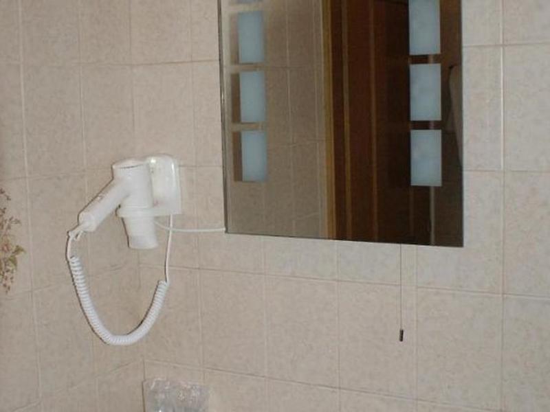 7F08AB8F549745C7F399D36BCD3BFC77