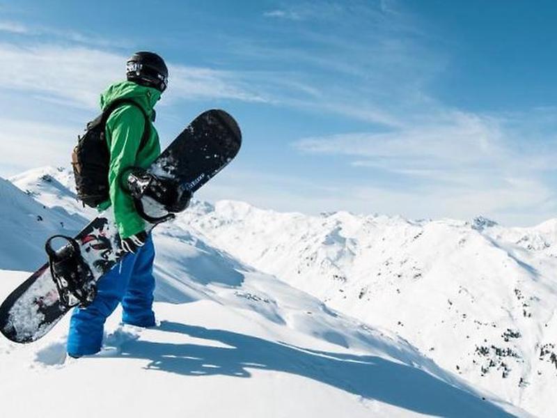 A9B757A8E9EDFE5370D7CB541467185E