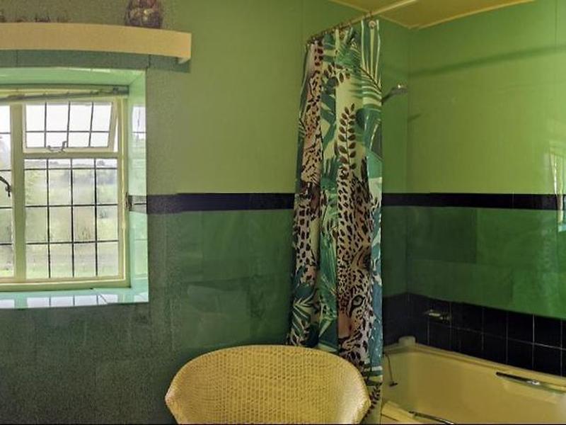 FF5668F52CA59587022373121CB41E1A