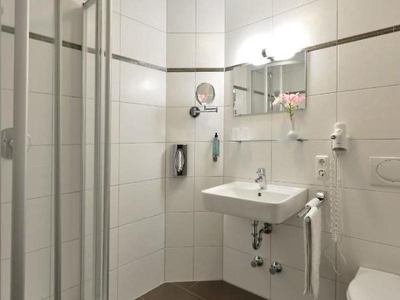 245B6B38E66CAD8A5FCF7FC2706B94EF