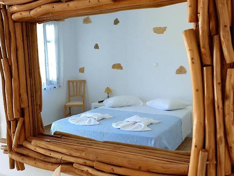 FCC9C367B4BAEFF7B59FFF7251809005