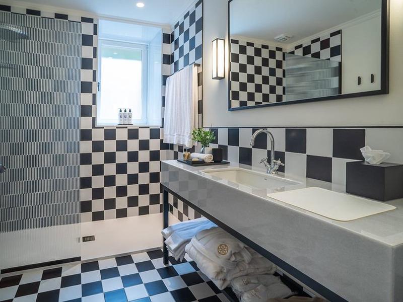 595C32C808E8B176C49034B96A95EFDD