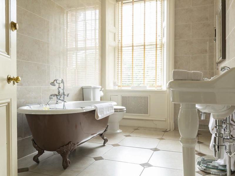 1FDD414007B54B15C7746922E14F8CBF