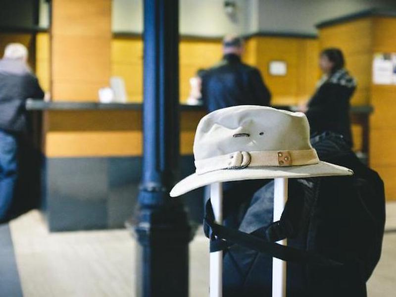 E70139D706939E7991567C9C9DB6BF80