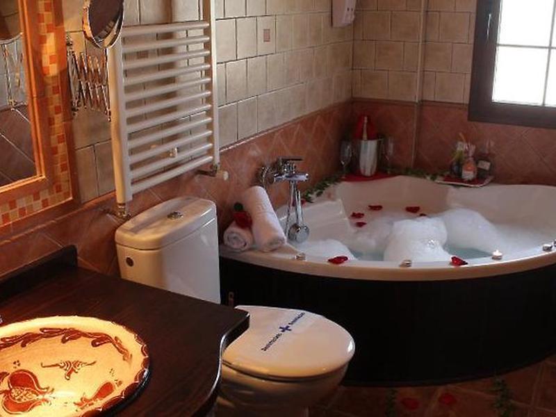 8B98E0B0262C7007E2555EFA3D675301