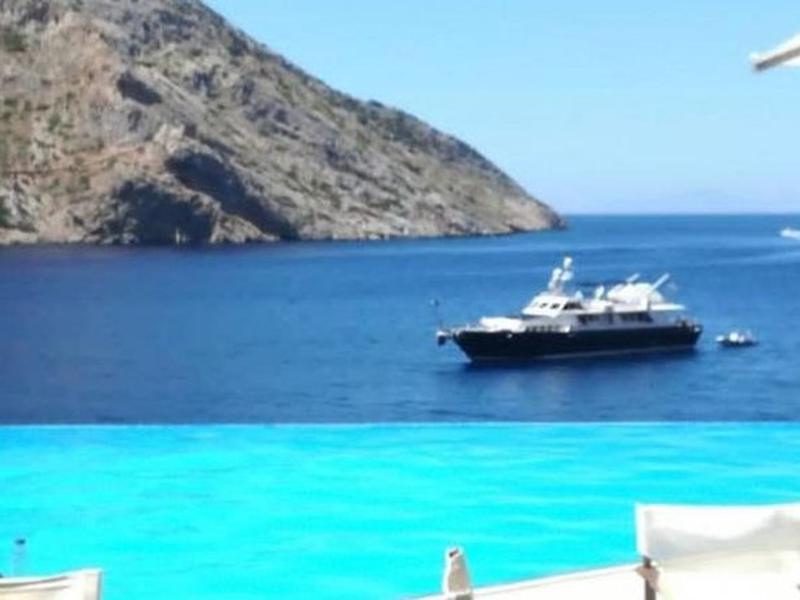 94C3046DDB9CF4B4CAAD0039F69A9C06