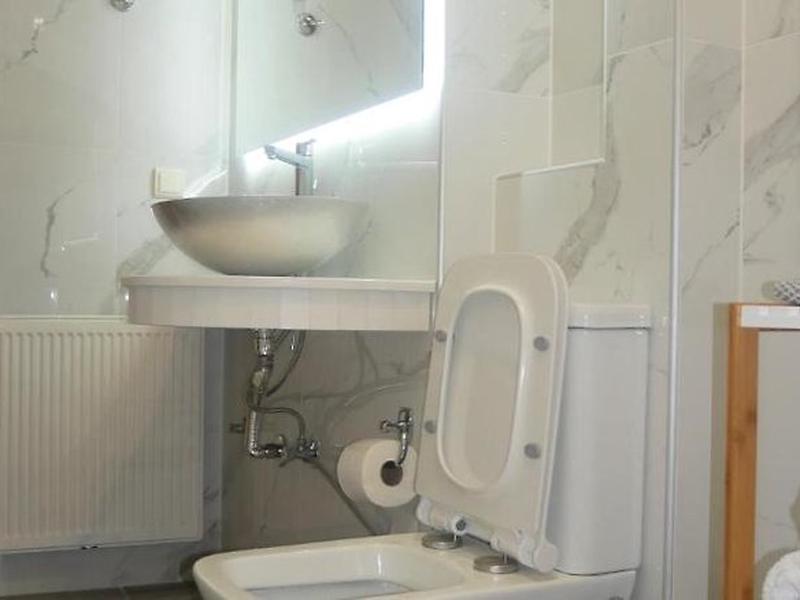 49F177C1E0A17D6AA0057D1DE29A76FA