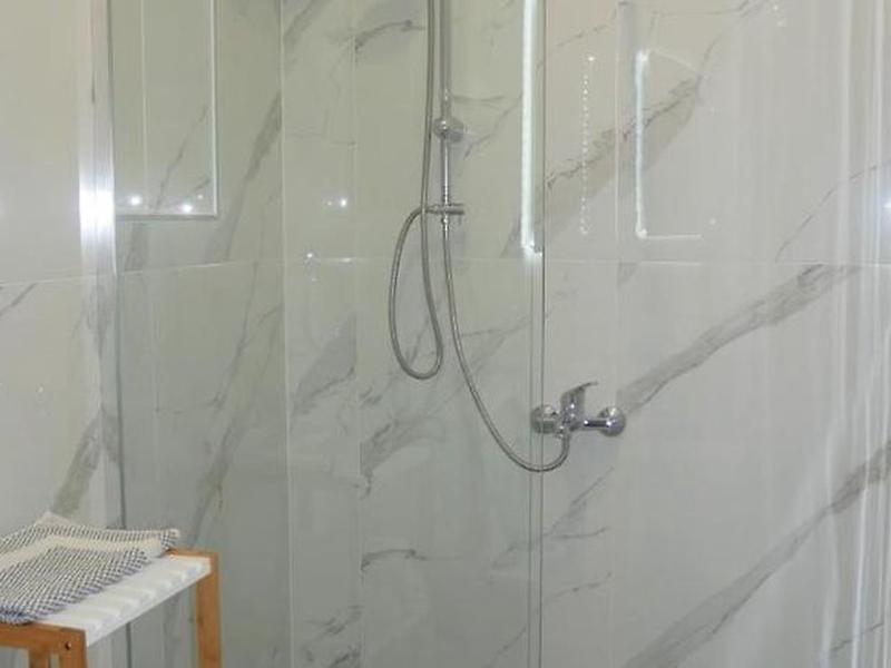 DDB4607D1C10E235B47A44F7AAD5A5B1