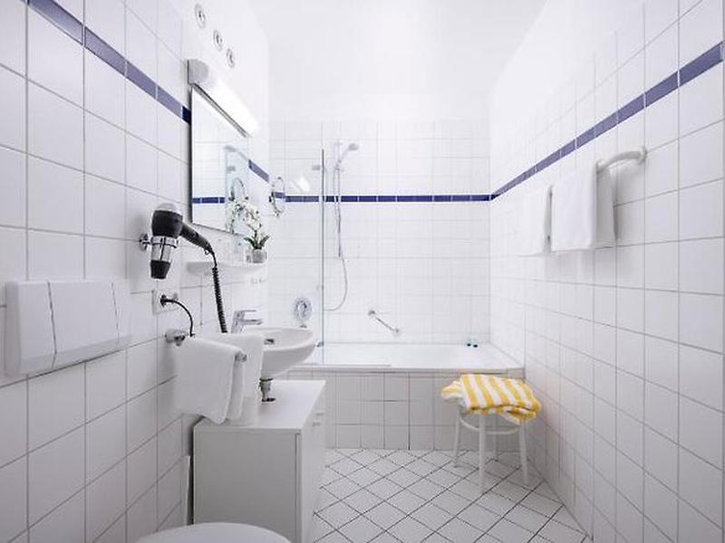 795FA824DC1DE318E1F61B198BAC14E7