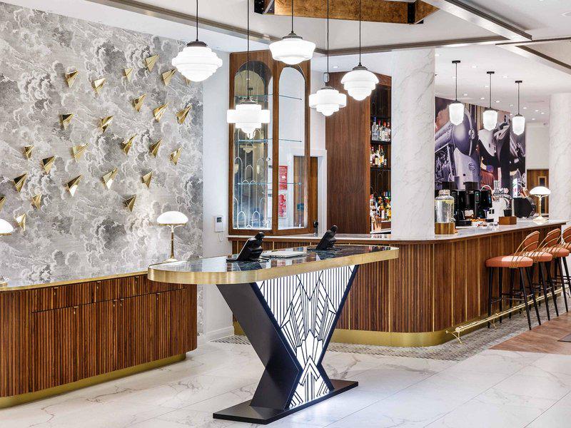 C0B21761027F611E50905E560288D326