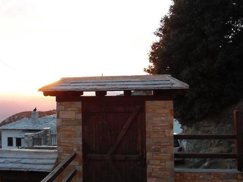 94EB8B9E0DB52005A4AEC963FA0EC8A9