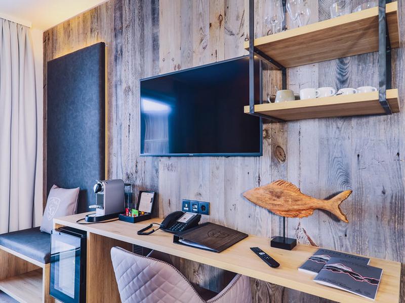 4E1611149495EC428AA943E765110AE0