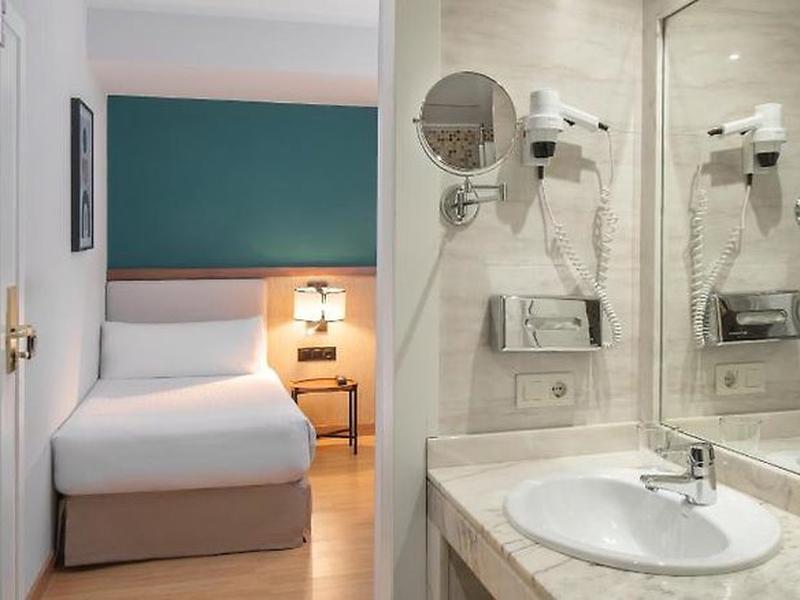 2476957C65A27FC33697C9987481CB63