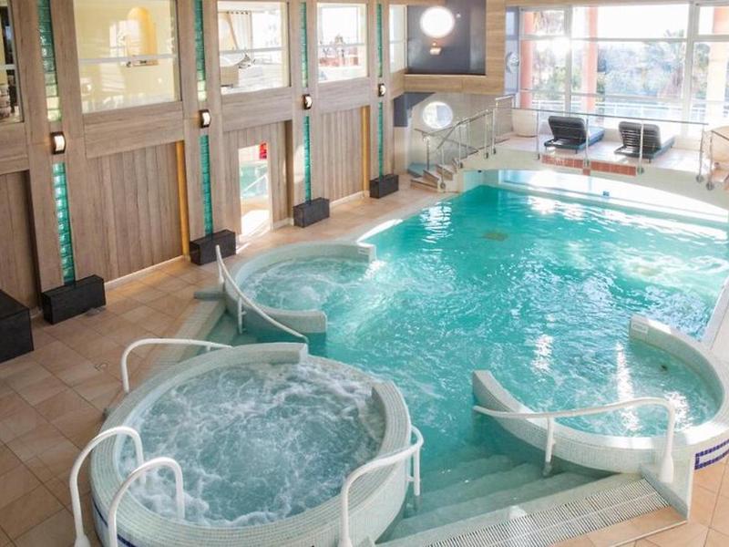 4B8FE1374F5A8DCAD370889A04A32DBE