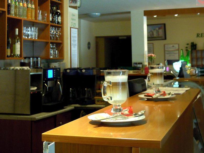 6ADF802D8C43B1FFEF3F76579E9D252B