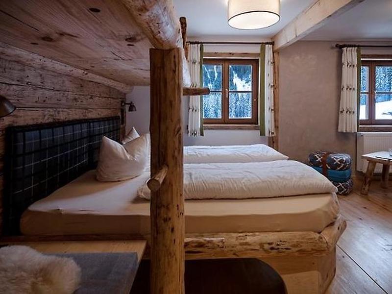 9523756E926B6350035008BCD5FC4B76