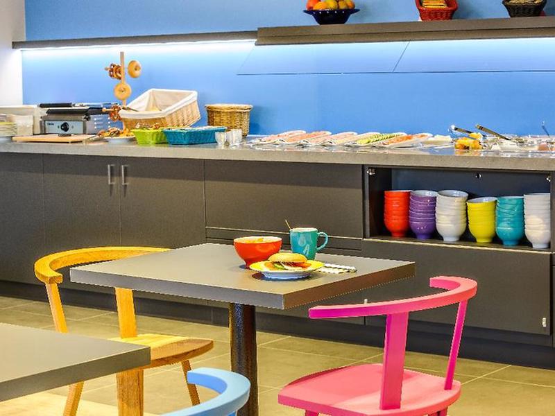 030171586F26D7C4EFF90B0009BEA4D7