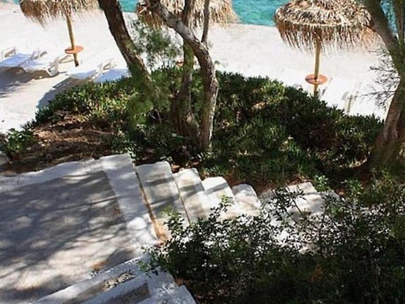 3553151420DCBF0CE1FDCE954E4FE43E