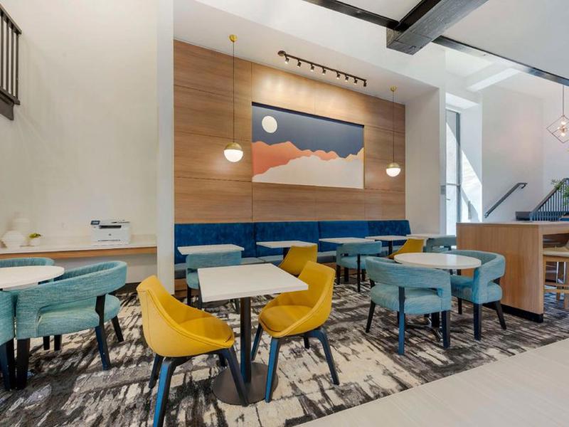 5C3621A3638136110B84A657BE70502E