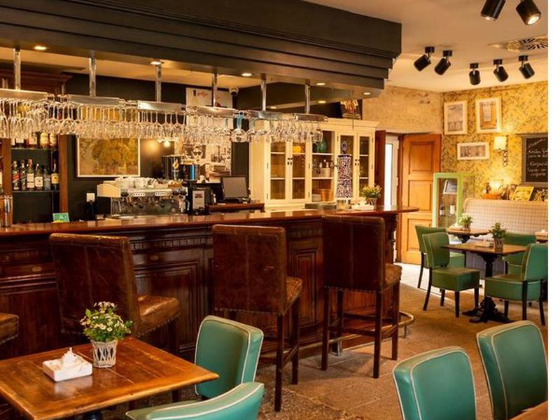 851623F0344E93A0EDA4E821A9C5B3E1