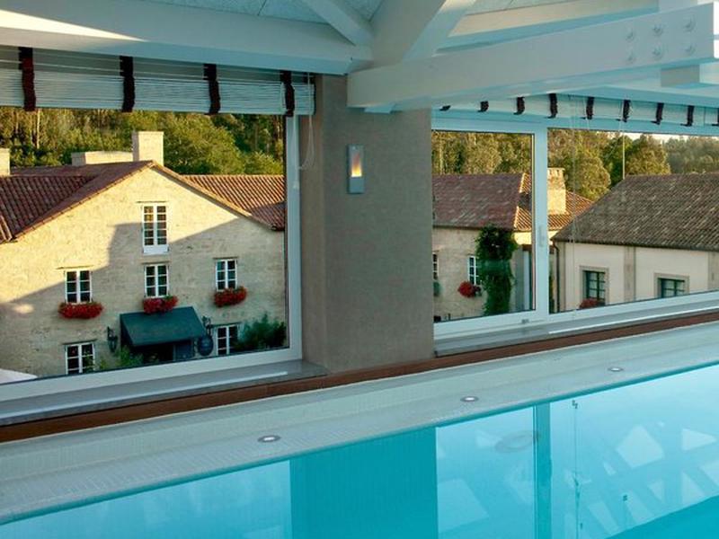 F27F800416C7398C9A33C868917EAADC