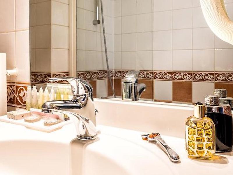 16B1D66E02EDCF4BD21B38D4EF0C1EEB