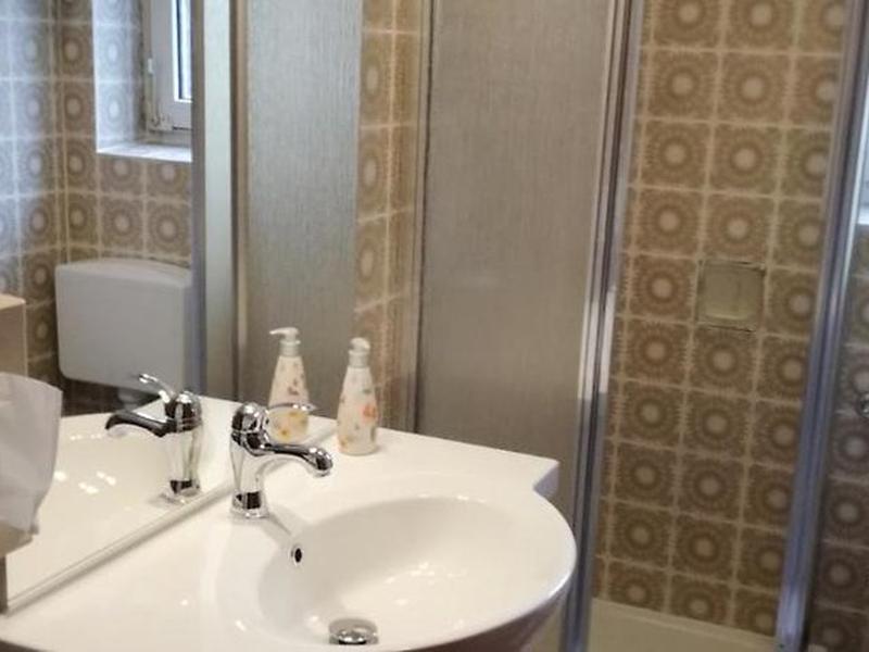 12680C86F608081B7A033EF1F272E314