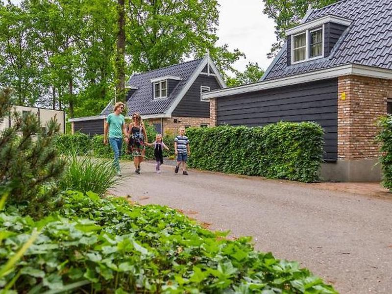 B1CC7C92DD88D775B31E97CC9F214327